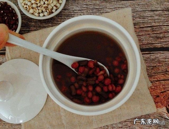 红豆薏仁茶炒制方法 红豆薏米茶的做法是什么？薏仁需要炒制吗？