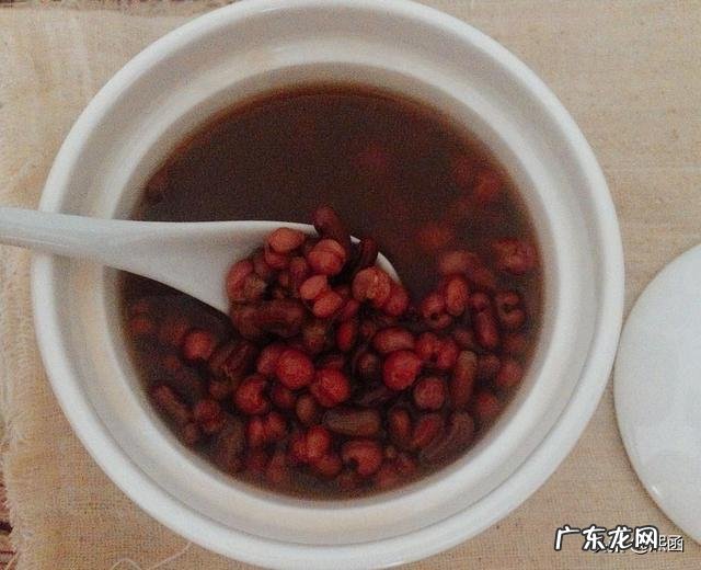 红豆薏仁茶炒制方法 红豆薏米茶的做法是什么？薏仁需要炒制吗？