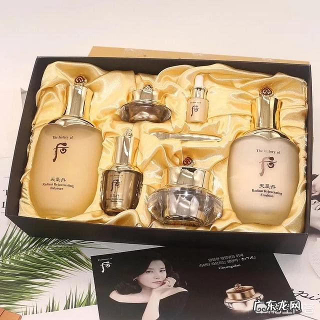 25岁女生应该吃什么来保养皮肤和身体？ 25岁女性吃什么保养品