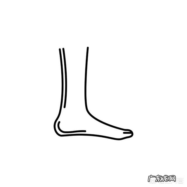 经常性崴脚与踝关节损伤有关吗