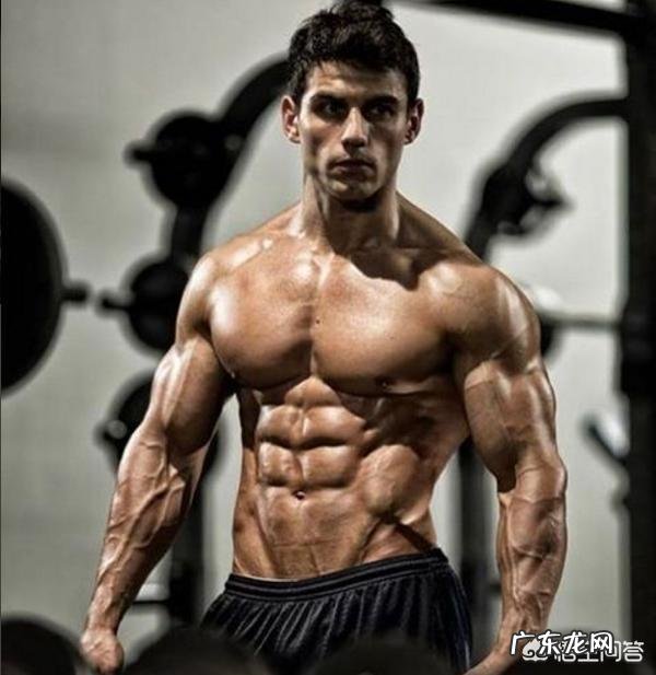 没有胸肌但是有腹肌的人都是瘦子，这句话有道理吗？