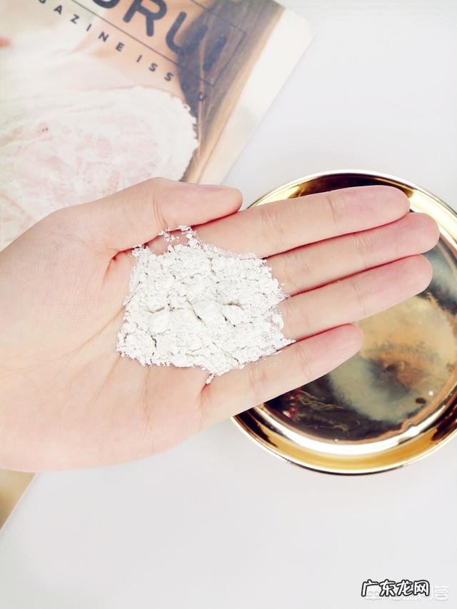 有什么办法了以不用太大的代价把皮肤变白？