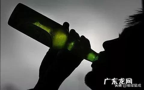 你如何评价那些嗜酒如命的人,居然连早上都喝酒?