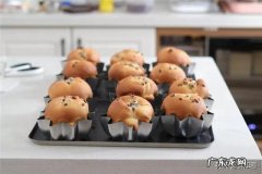 如何做出美味香甜的红豆面包？