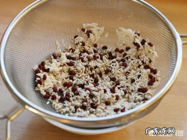 红豆薏米煲粥薏米要不要炒一下 做红豆薏米粥，薏米用不用先炒一下？