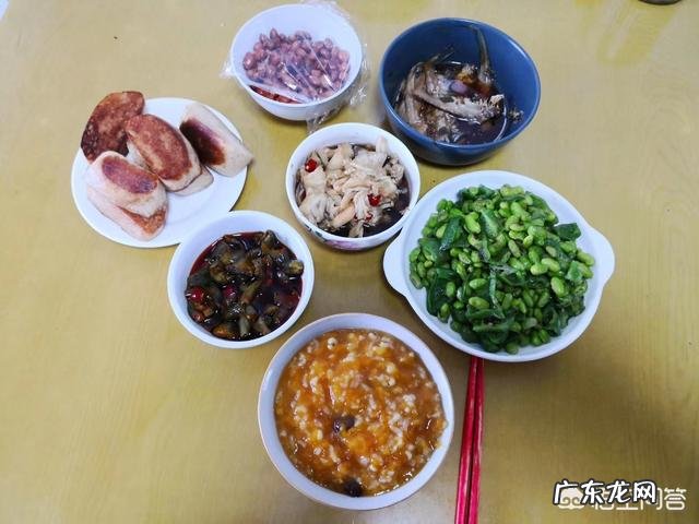 早餐应该怎样吃既营养又简单而且幸福感暴增?