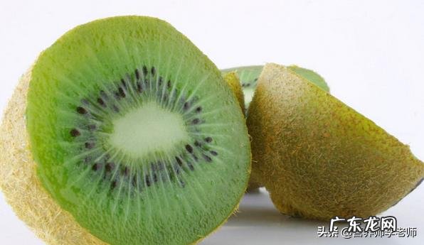 炒鸡蛋配什么菜炒最好吃?你吃的最多的是配的什么菜?