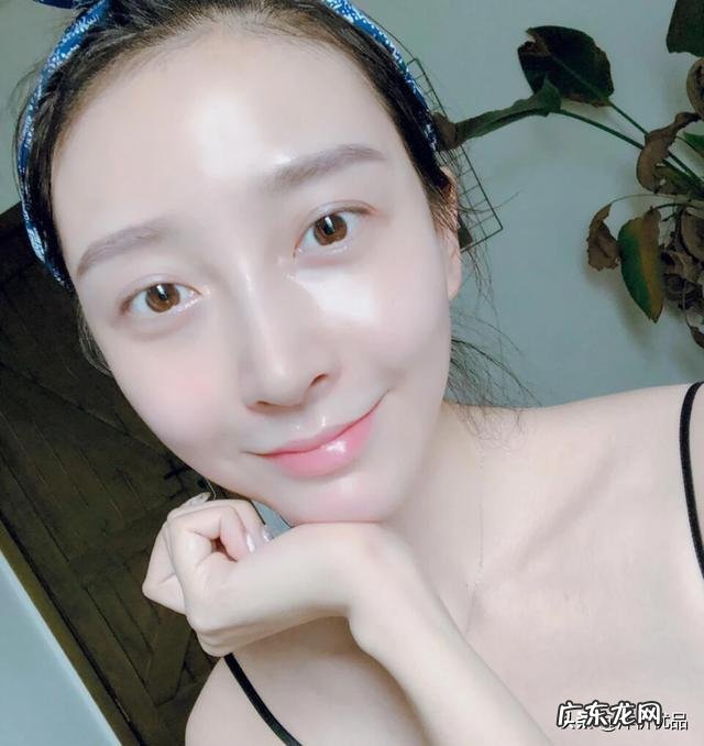 脸上没斑,用护肤品后反而长斑了是什么原因