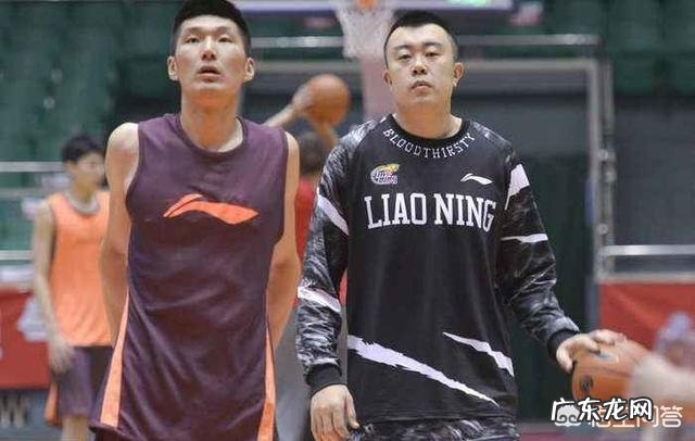 韩德君打爆王哲林和周琦，CBAdiyi中锋是韩德君吗？