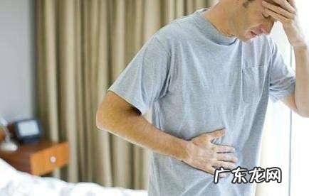 为什么有时前一天晚上吃的越饱,早上起床越饿?