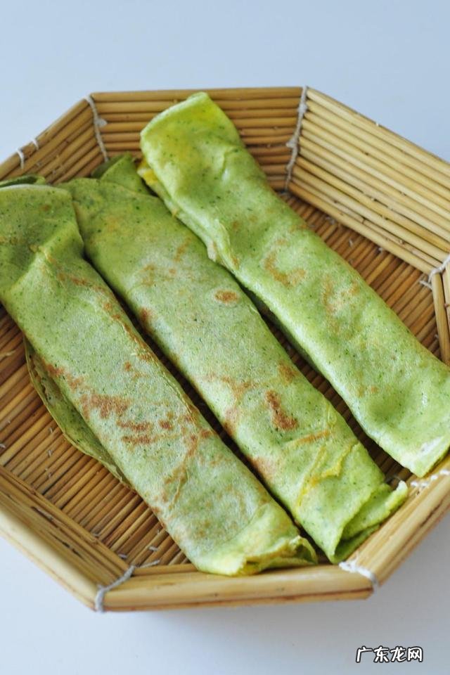 外面有面粉裹着的 请问怎么做炸鱼,又香,刺又脆。