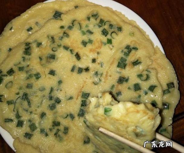 外面有面粉裹着的 请问怎么做炸鱼，又香，刺又脆。