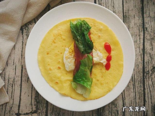 外面有面粉裹着的 请问怎么做炸鱼,又香,刺又脆。