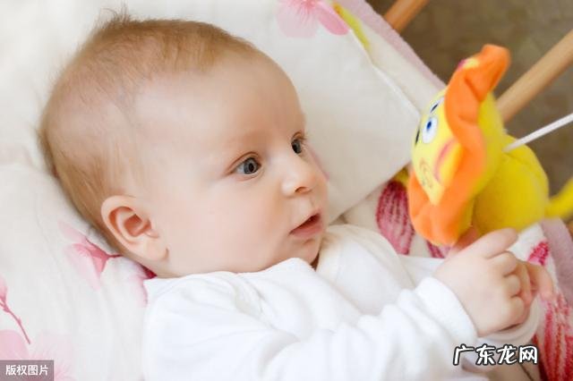 宝宝六个月加辅食后便秘，有什么好的解决办法吗？