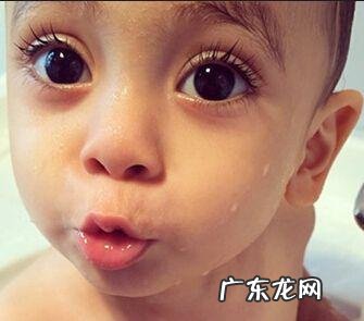 怎样才能让孩子的眼捷毛又长又黑