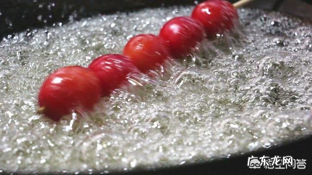 冰糖山楂糖雪球的做法 做糖雪球山楂时糖怎么炒的?