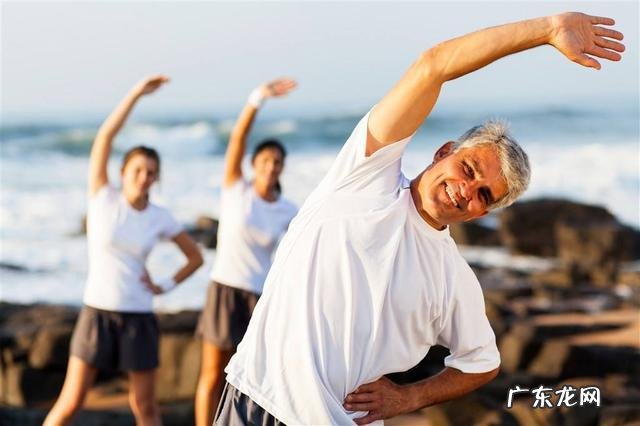 健康饮水习惯有哪些,应该要喝什么样的水才能健康长寿