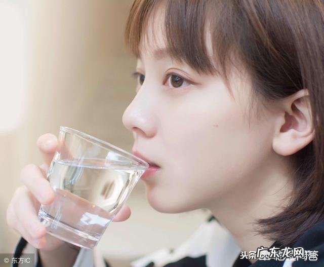 产后三个月了体重150斤,该怎么瘦肚子和大粗腿?