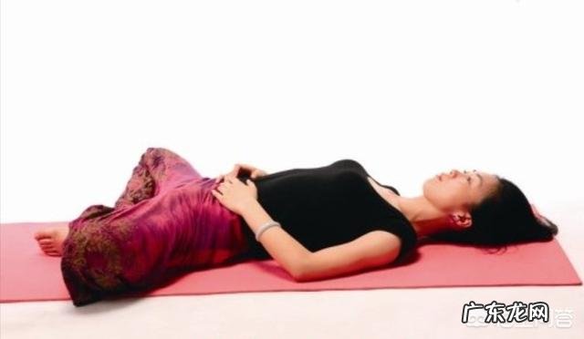 经期可以瑜伽吗,瑜伽可以缓解痛经吗?