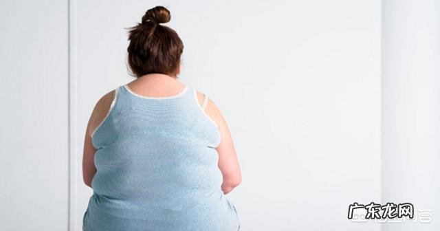 有些超大孕肚的妈妈,为何生出的宝宝并不重