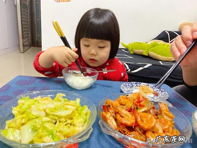 宝宝头发很黄是什么原因?需要补充什么营养元素?