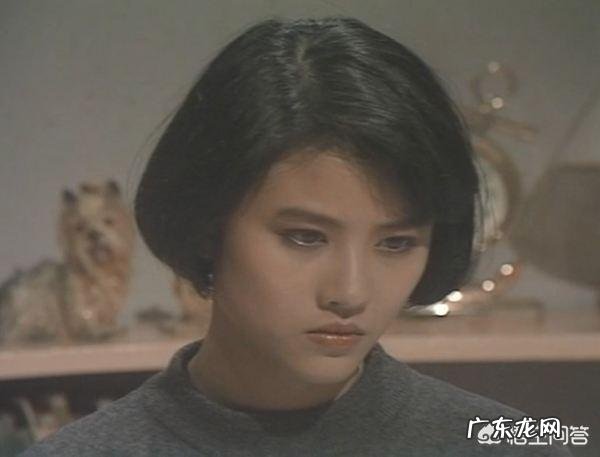 年轻时的邵美琪和周海媚,你认为谁更美