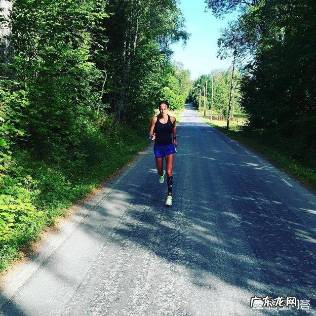 臀上围赘肉怎么减 怎么消除臀下赘肉来提升臀线？