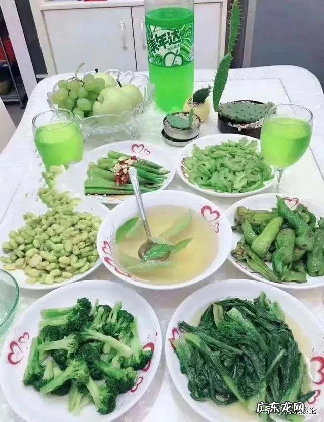 你见过最奇葩的\"成年巨婴\"是什么样的?