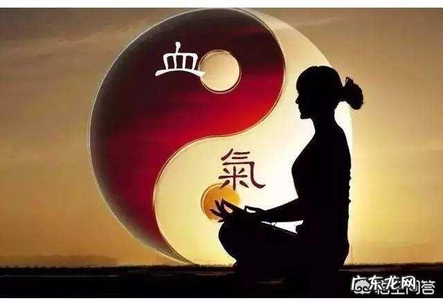 40岁左右的女人该如何把握穿搭