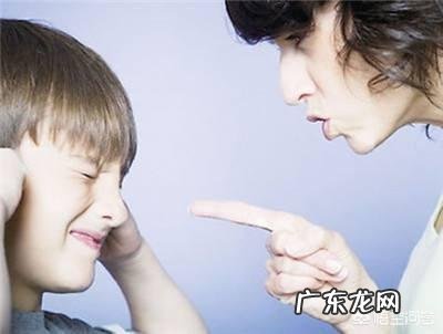 一年ji的学生要不要严格管理？