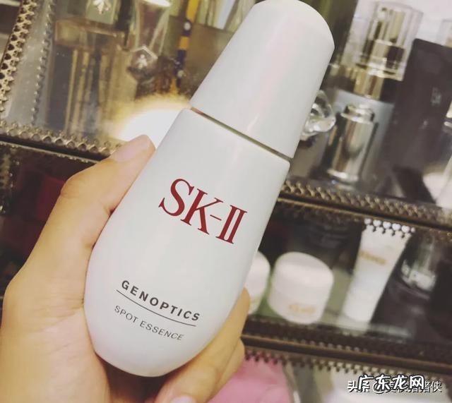 你觉得雅诗兰黛白月光和skll小银瓶哪个好用?