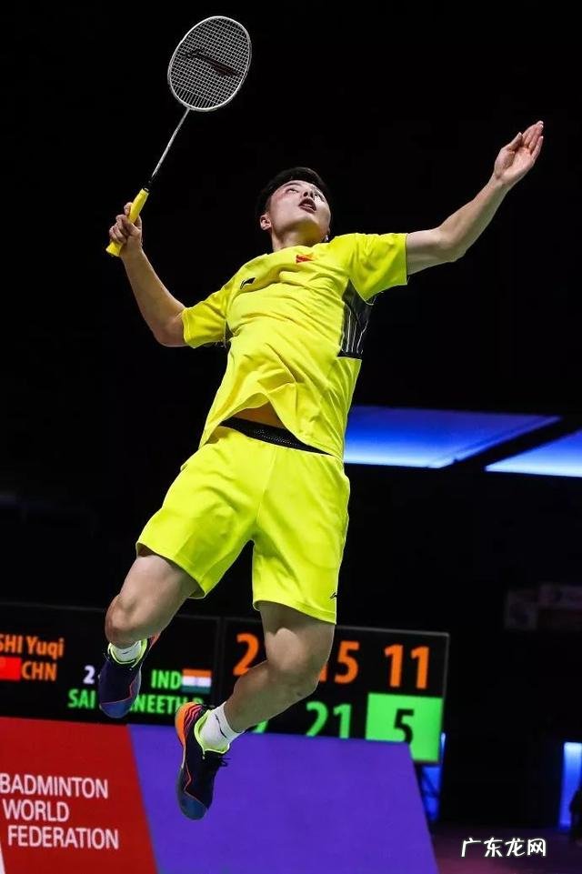 林允是变成了美妆博主吗?