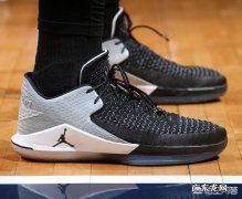 Nike旗下有没有适合大体重突破型大前锋的篮球鞋？