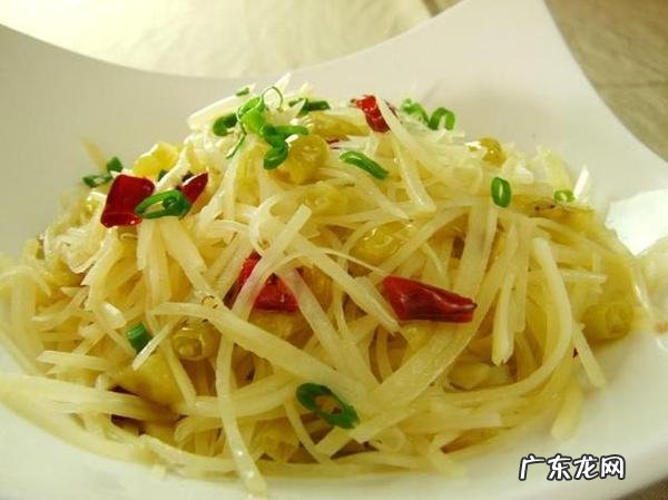 如何给六个月的宝宝做土豆泥和菜?