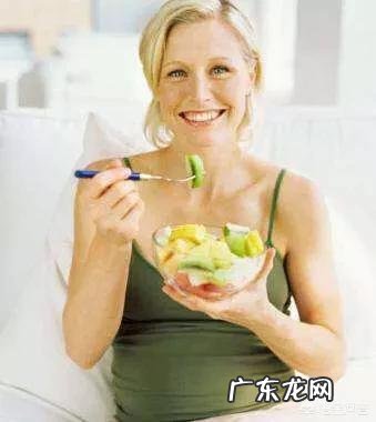 孕妇半夜一点多饿了,可以吃饭么?