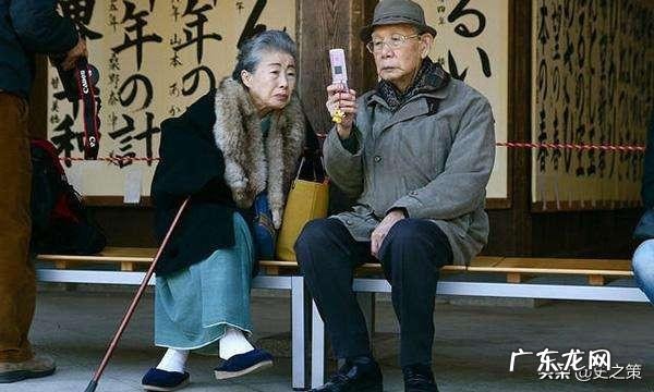 夫妻如果吵架冷战的话,应该谁先主动求和?