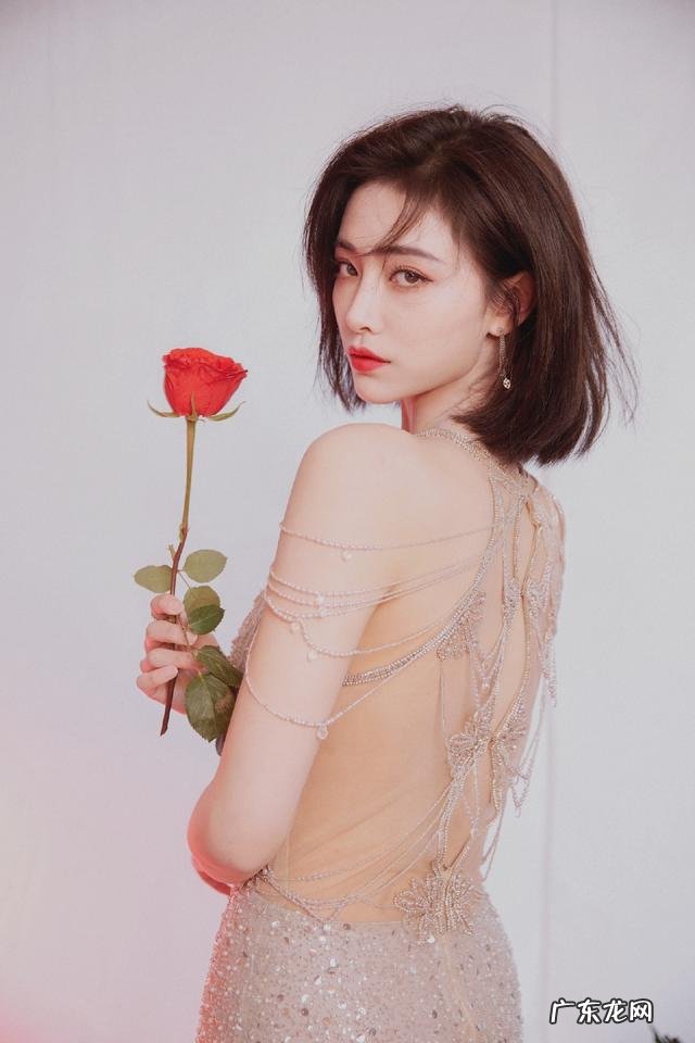 有没有小姐姐科普一波许佳琪的?