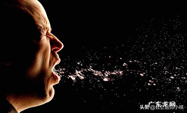 谁能用科学解释一下为何有的人尽管密切接触而不会感染冠状病毒