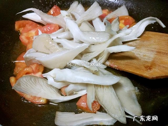 西红柿豆腐鸡蛋汤的做法?