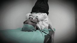 女人是不是40岁以后才知道,身材和皮肤很重要,才注重保养