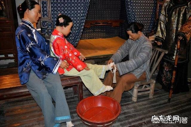 三寸金莲是怎样弄出来的?