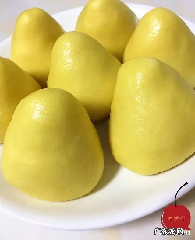 蒸窝头放小苏打好还是放酵母好?