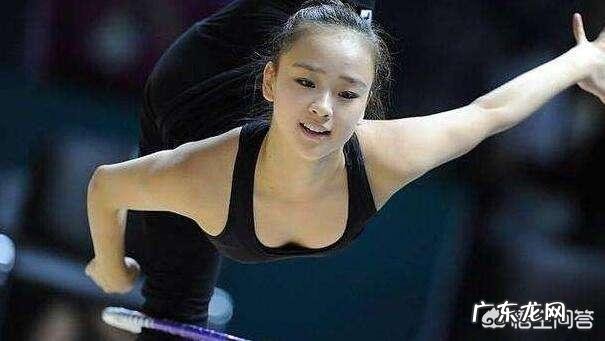 新人健身教练怎么去选一家健身房 有个美女健身教练是种什么体验?