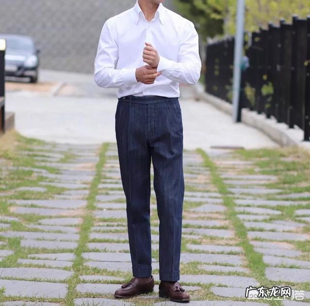 男士夏天上班要求穿商务休闲装,请问到底该怎么搭配?