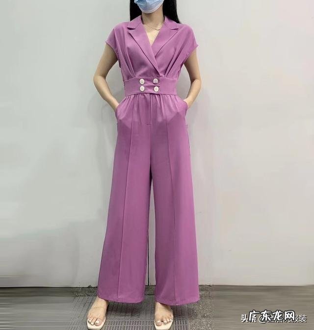 男士夏天上班要求穿商务休闲装,请问到底该怎么搭配?