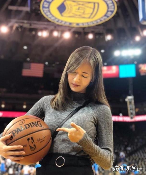 NBA宅男女神!勇士跟队记者宫河玛雅,人美心甜,是库里迷妹