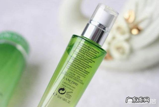 热水敷脸然后脸都红了，请问对皮肤有伤害吗