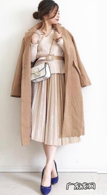胖女孩冬天应该怎么穿,才不会显得臃肿?