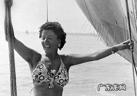 为什么就在背叛中走不出来？ 被心爱女人背叛爱碎了怎么走出来