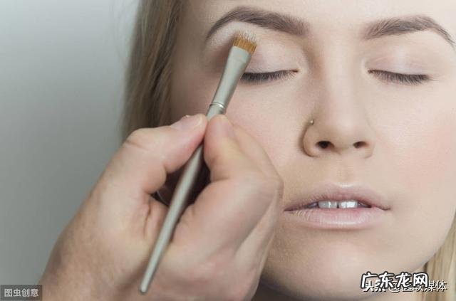 全切和埋线哪个漂亮 双眼皮是埋线还是全切好呢